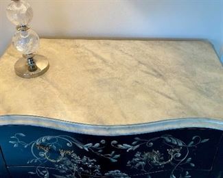 detail-hand painted faux marble top