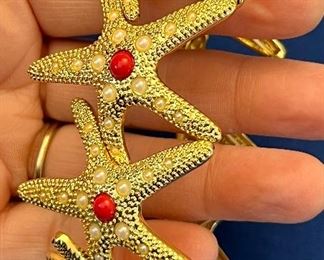 Item 269:  Lily Pulitzer Starfish Bracelet: $14