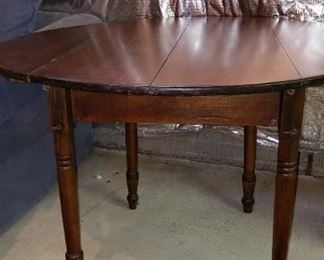 table with folding legs, folds flat