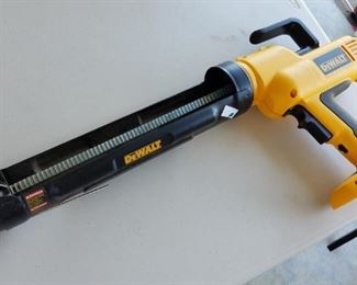 DeWalt battery powered caulk gun