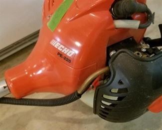Echo PE-225 edger