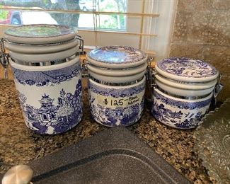 Blue Willow canister set