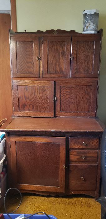 Early hooiser Tin top has contact paper cover