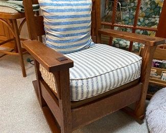 Mission style rocker