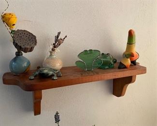 Assortment of smalls