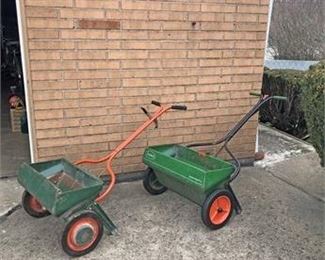 Lawn Spreaders 