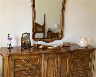 Drexel Heritage King bedroom set