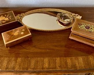 Reuge Swiss Instrument jewelry music boxes