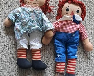 Circa 1960s Raggedy Ann & Andy dolls