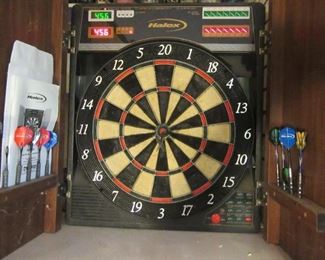 Working Halex electronic dart board with instructions and darts.