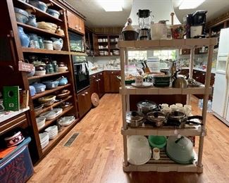 Assorted Kitchen Items