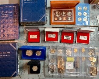 .999 Silver bars, Coin sets and Coin Books