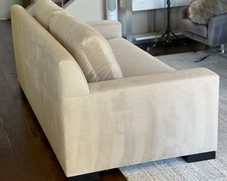 Contemporary Microfiber Sofa 31 x 83 x 40in HxWxD