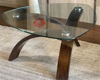 Contemporary Glass & Wood Coffee Table 17 x 34 x 34in HxWxD