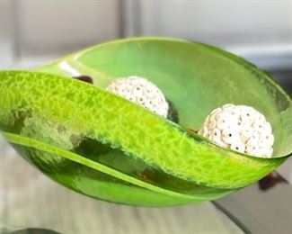 Art Glass Folded Bowl Decor Centerpiece Bowl Green 6 x 16 x 9in