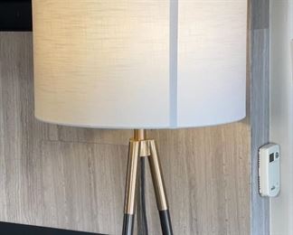Contemporary Tripod Floor Lamp 60.5 x 19in diameter