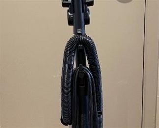 Bissell 1808 Vacuum Cleaner 43 x 12 x 11in HxWxD