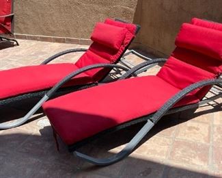 2pc All Weather Wicker Chaise lounge Chairs Pair Sunbrella 83in Long x 28in Wide