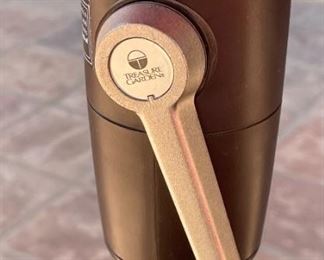 9ft Patio Umbrella Sunbrella 105 x 108in diameter