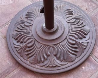 9ft Patio Umbrella Sunbrella 105 x 108in diameter