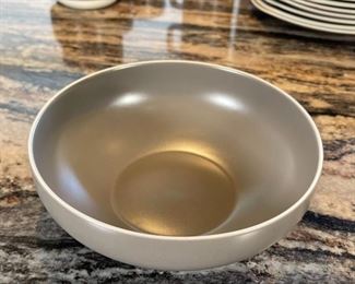 31pc Artisanal Kitchen Supply EDGE Dinnerware set 31 Piece