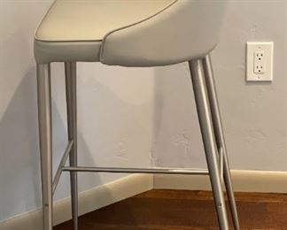 4pc Contemporary Counter Height Stools 40 x18 x 21in Seat Height: 30 inches HxWxD