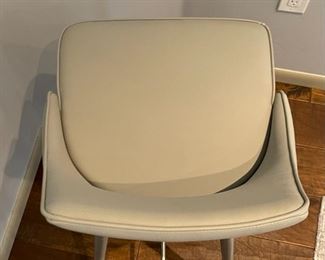 4pc Contemporary Counter Height Stools 40 x18 x 21in Seat Height: 30 inches HxWxD