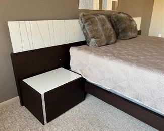 J&M Furniture Porto King LED Platform Bed & Nightstands Bed frame: 82.25 x 80in Headboard 39.5x 132in