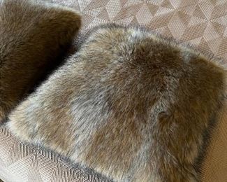 2pc Faux Animal fur pillows 24x24in