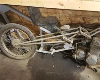 Chopper Motorcycle needs assembly