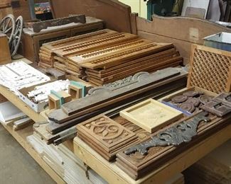 Decorative wood pieces and project pieces.