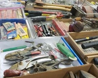 So many tools to choose from!