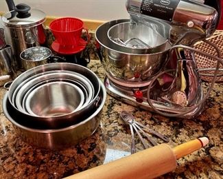 Vintage Hamilton Beach Scoville Mixer….Faberware Stainless Bowl Set