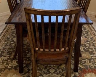 Hooker Dining Table w 6 Chairs