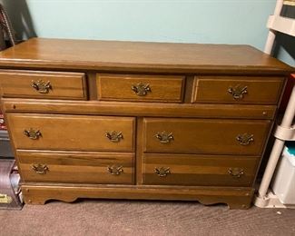 Maple dresser with mirror