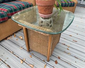 Lloyd Flanders Wicker / Glass Top Table $ 68.00