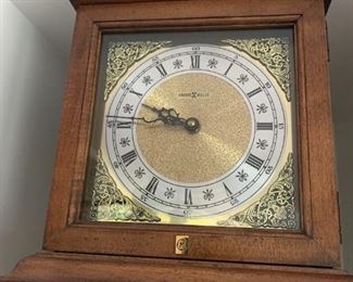 Howard Miller Mantle Clock $ 64.00