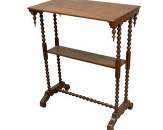 Lot 014
Antique American Maple Spindle Occasional Table