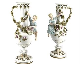 Lot 031
Andrea by Sadek Capodimonte Large Vessel Pair