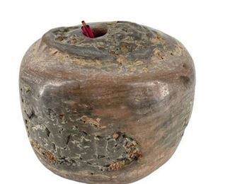 Lot 060
Carved Soapstone Incense Holder