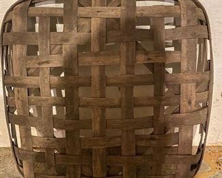 Tobacco Basket