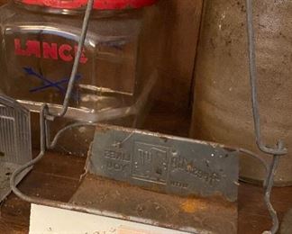 Old 7-Up Drink Carrier