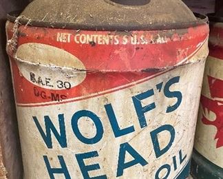 Wolf's Head Motor Oil Can