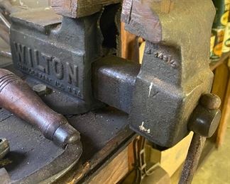 Wilton Bench Vise