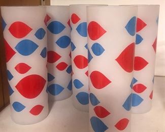 vintage DQ frosted glasses