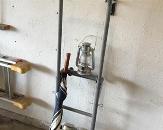 Adjustable Dolly Olde Brooklyn Lantern Solar Lights and Umbrella