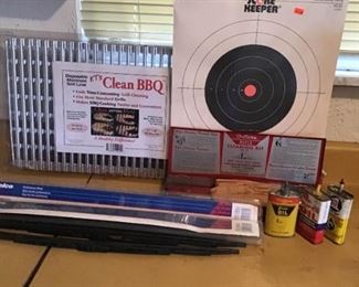 Gun Cleaning Kit Targets Oil Grill Liner and 4 Wiper Blades