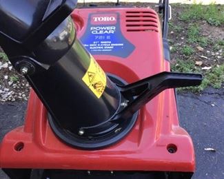 Toro 721 E Snow Blower