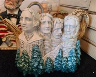 Vintage Fitz and Floyd Mt Rushmore Collectors Series Teapot