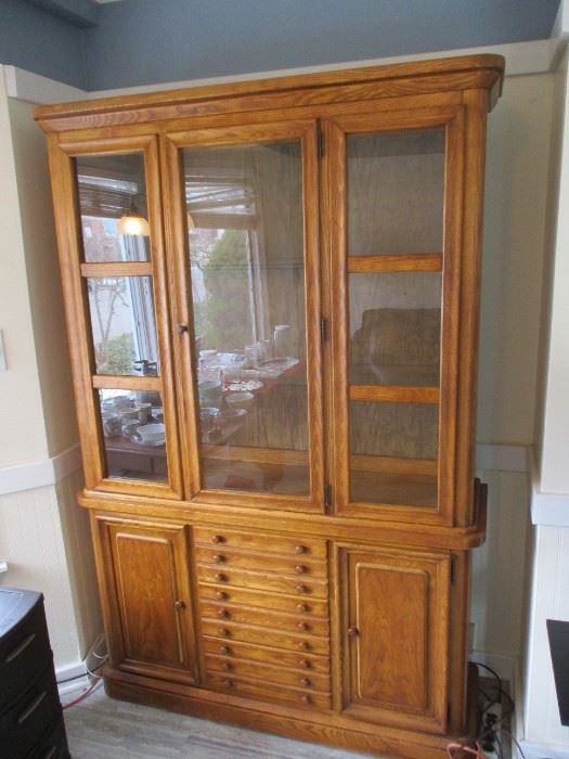 CHINA CABINET